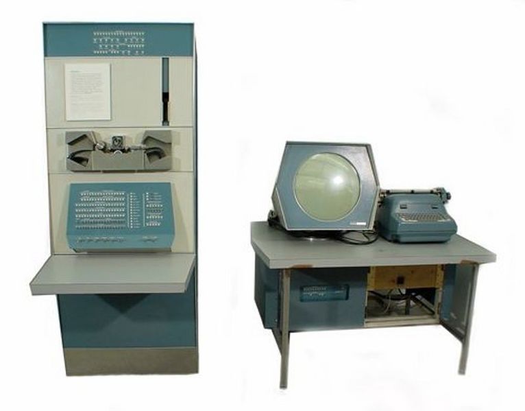 Fichier:Pdp-1.jpg