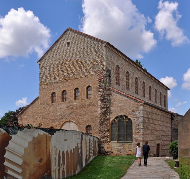 Fichier:Metz Saint Pierre R02.jpg