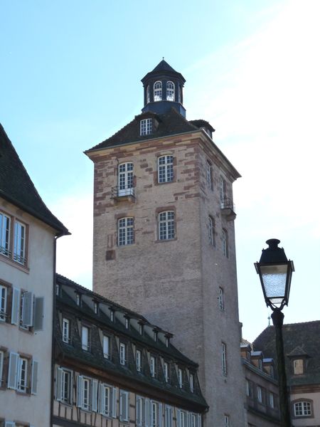 File:Porte de l'Hôpital-Strasbourg (4).jpg